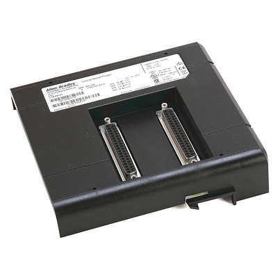 1756-PSCA2 ControlLogix 다른 통신 인터페이스와 함께 리던던트된 PS 어댑터